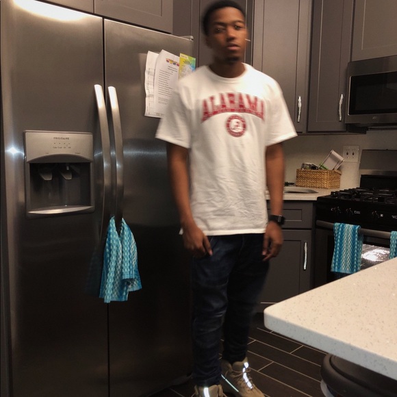 Meet your Posher, Kevin - Picture 1 of 1